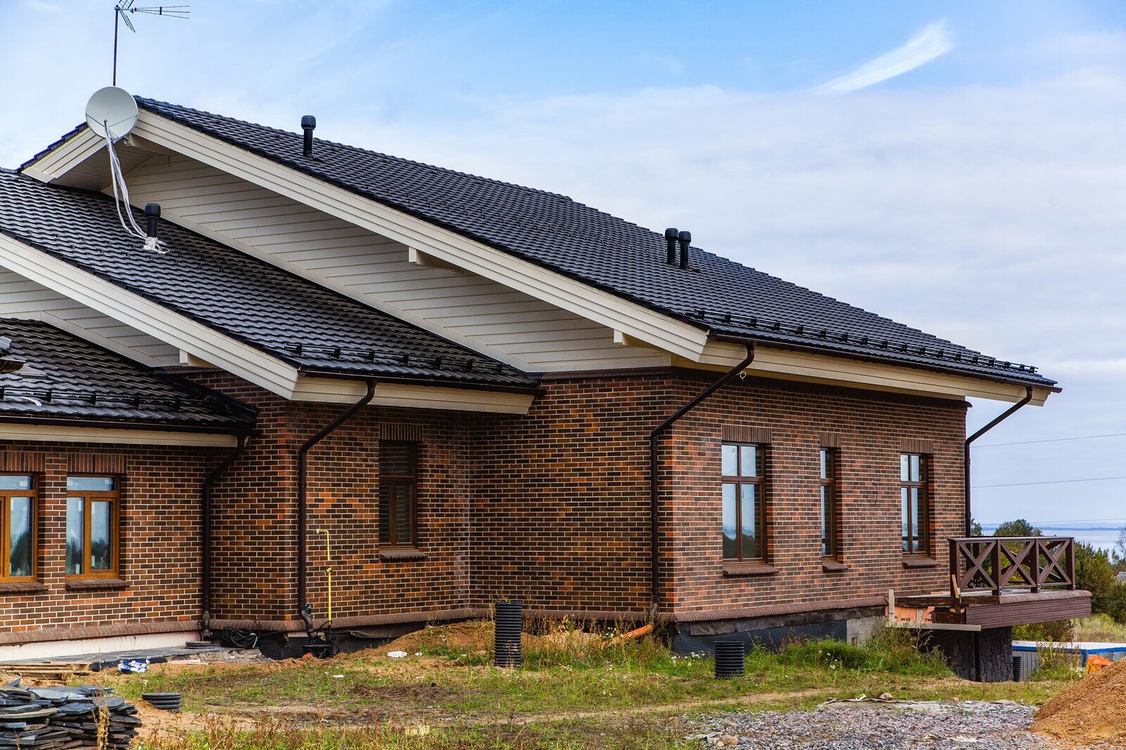 Фото 57 — Дом из кирпича: классический и надежный