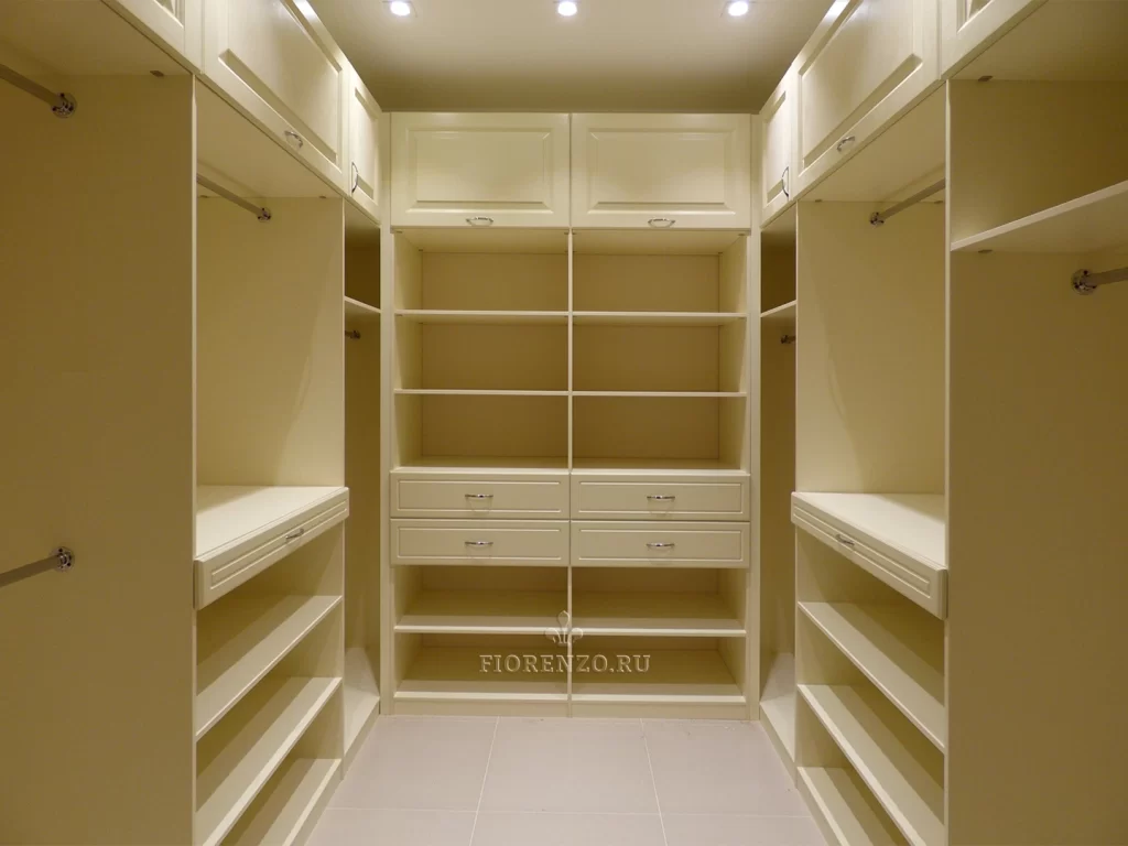 Фото 34 — Ремонт гардеробной комнаты с системой хранения